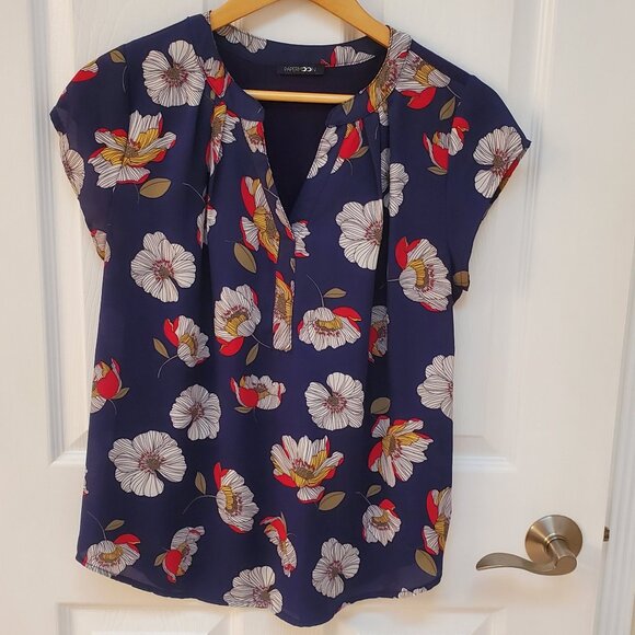 Papermoon Navy Floral Top Size Small - Mixed Material - Picture 1 of 8